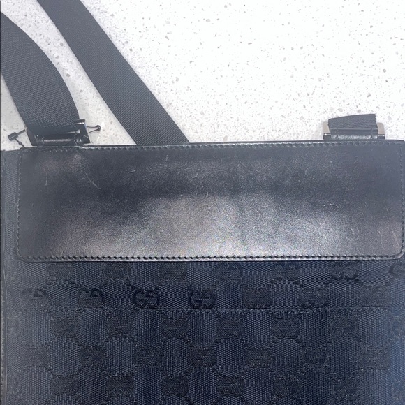 Gucci Black Patterned Messenger Bag - Picture 10 of 10